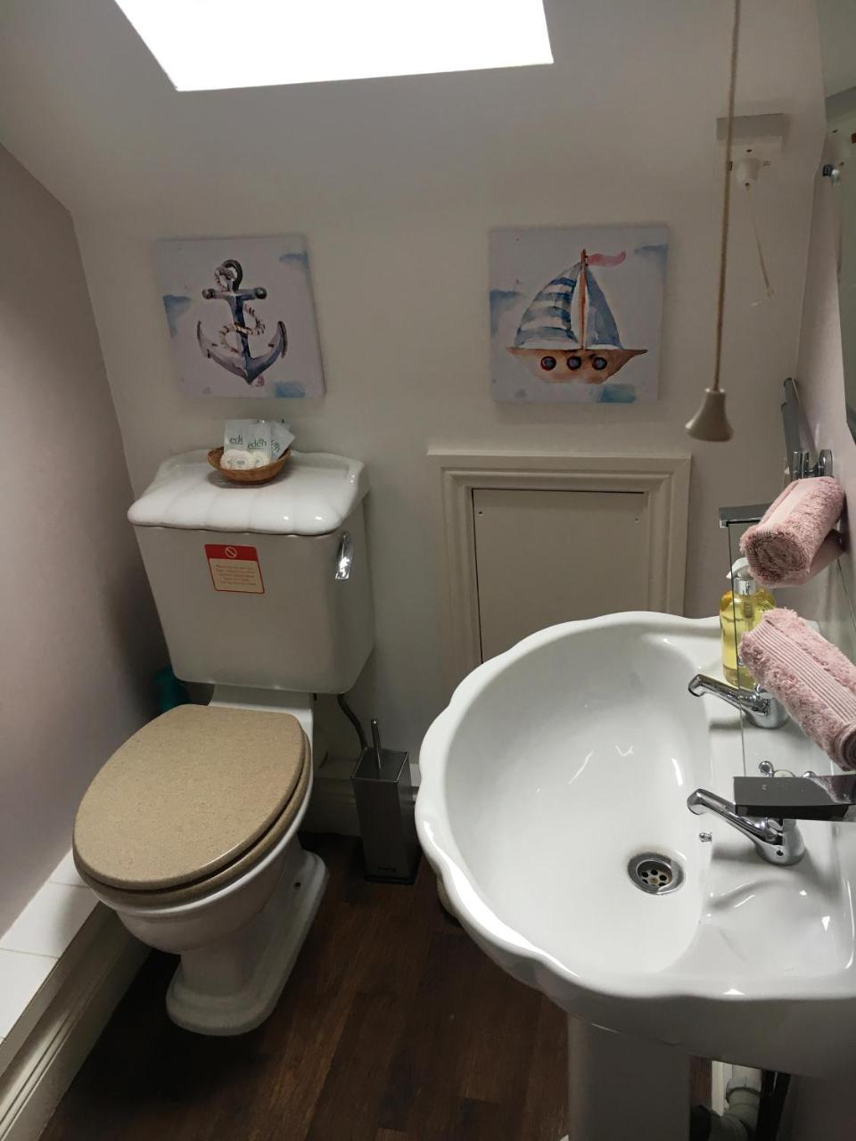 The Bantry Guest House Eyemouth Eksteriør bilde